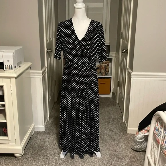 contrast lace midi dress All's Fair Black Contrast Lace Midi Dress